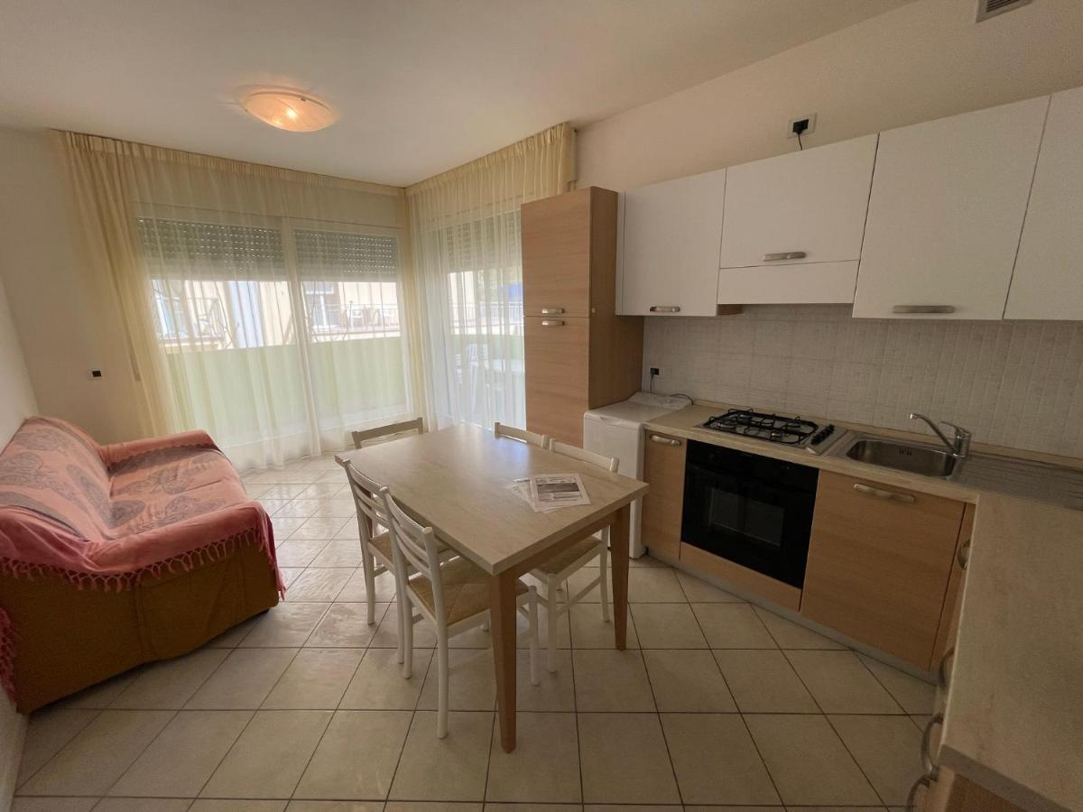 Residence Gianka - Agenzia Cocal Caorle Eksteriør billede