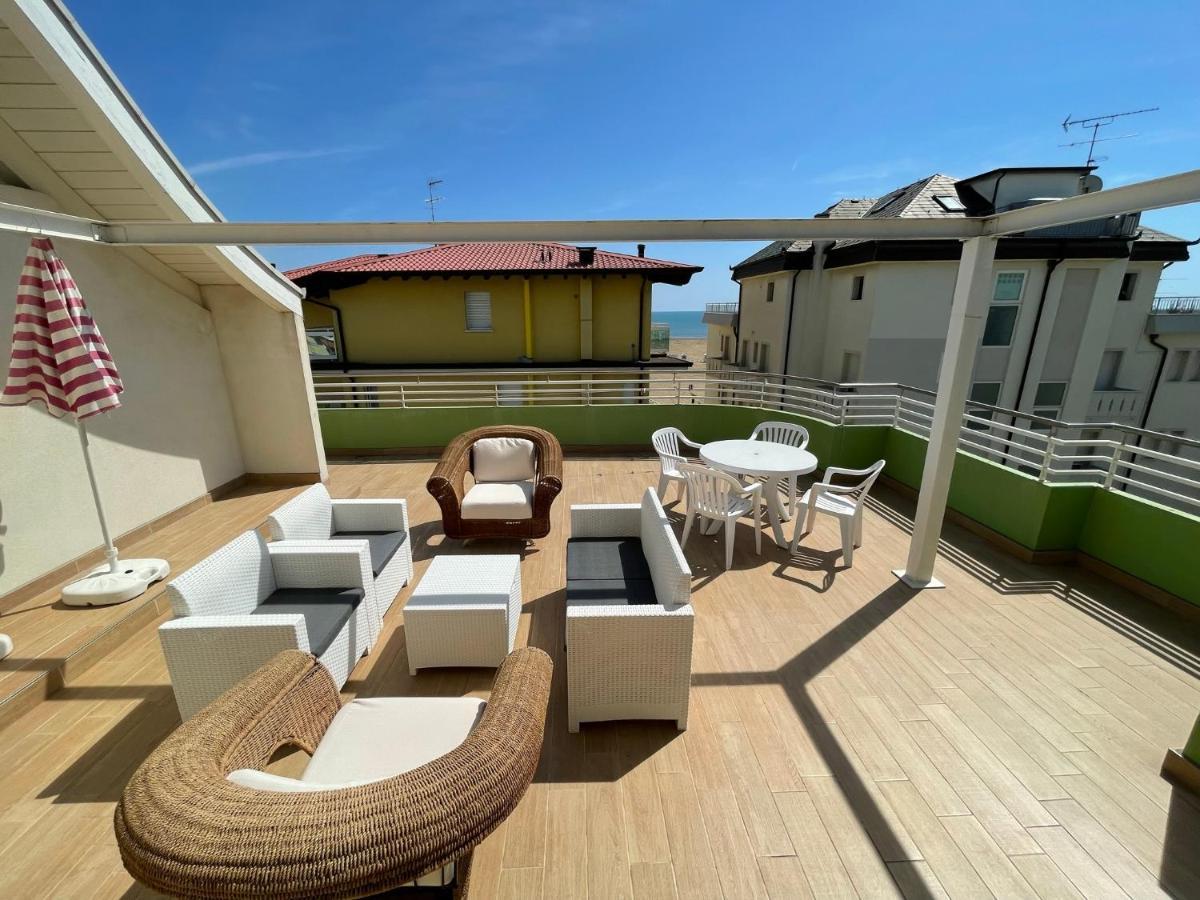 Residence Gianka - Agenzia Cocal Caorle Eksteriør billede